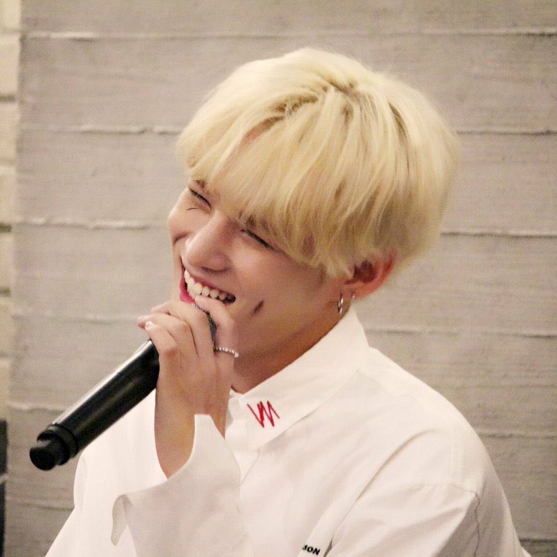 — Lim Sejun with blonde hair; a long thread  #VICTON  #빅톤