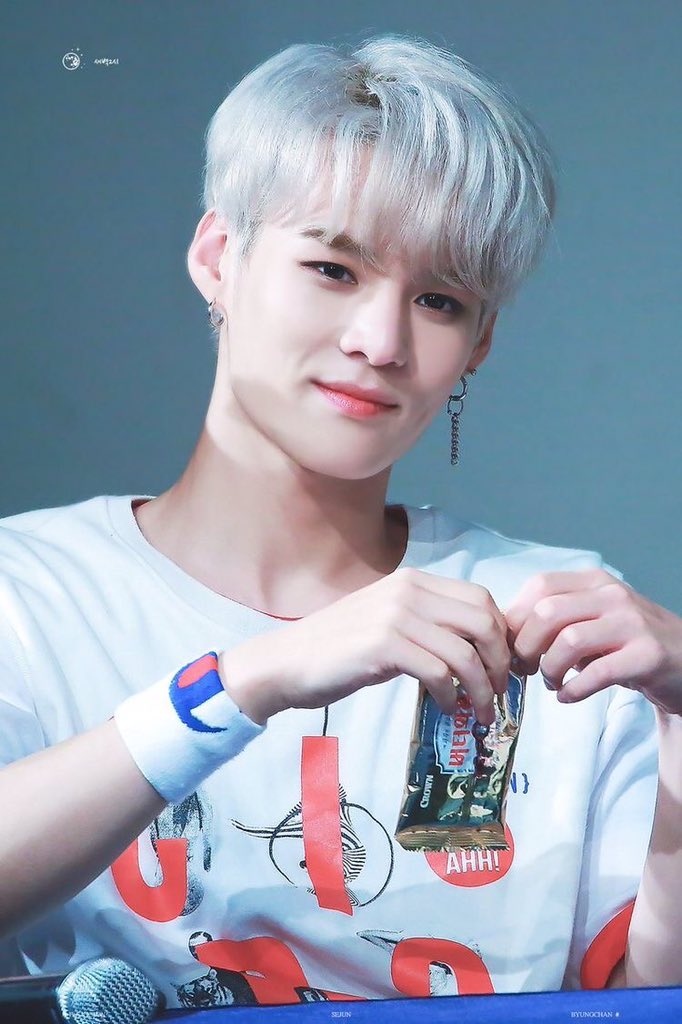 — Lim Sejun with blonde hair; a long thread  #VICTON  #빅톤