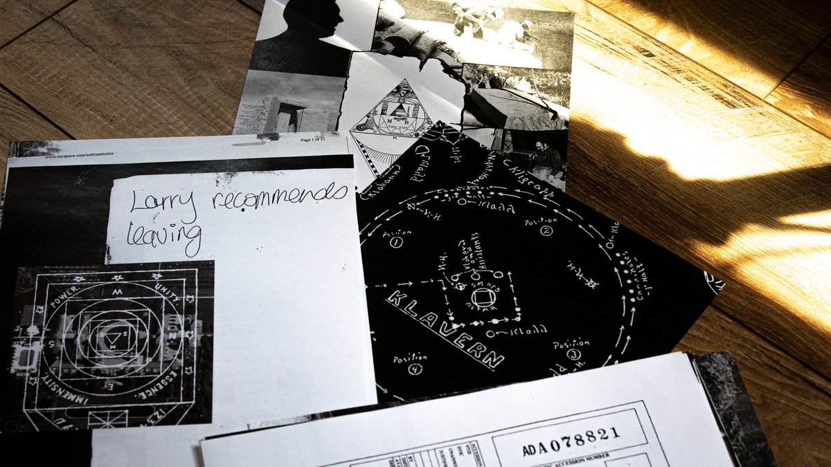 con_tain's tweet image. Dossier