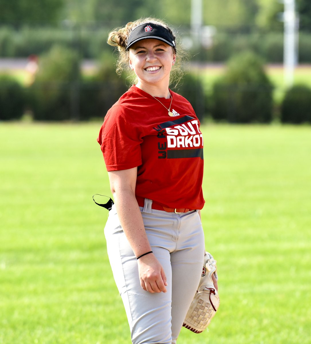 SDCoyotesSB's tweet photo. Who's ready for the weekend?

📷: https://t.co/OfCjgczWkj

#WeAreSouthDakota | #GoYotes 🐾 https://t.co/k6ODsjn5bo
