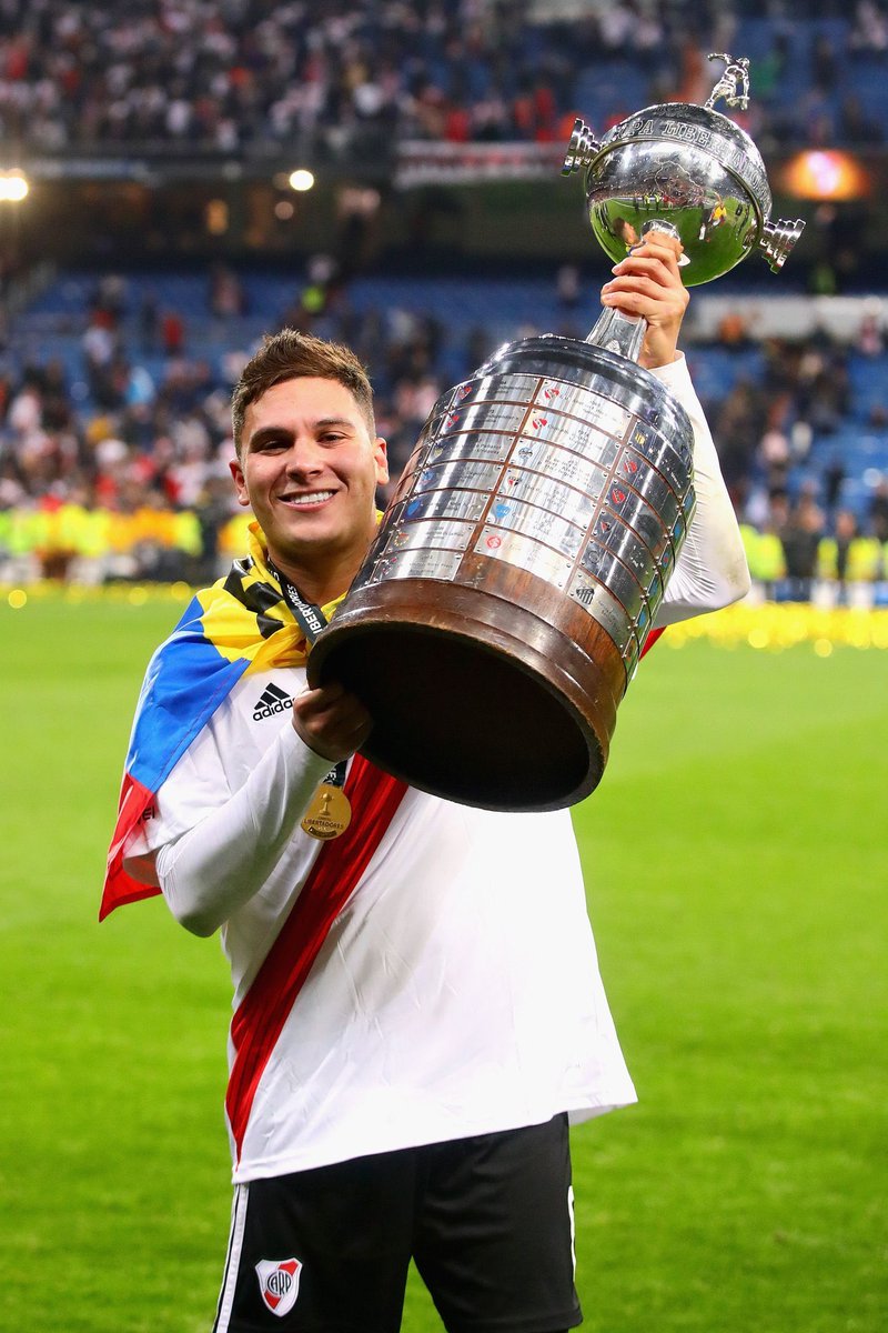 JuanBugallo5's tweet photo. Gracias por hacernos tan felices, no te vamos a olvidar y ellos tampoco 🤪 https://t.co/EScnpfelwl
