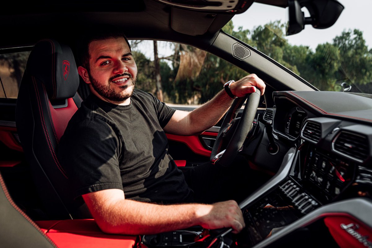 Thanks again everybody for the love today.

5 years ago I was an unpaid intern with 350 followers across social media and $90,000 in student loan debt.

I believed in myself, took every opportunity I could to further my career, and worked my hardest.

The grind continues!