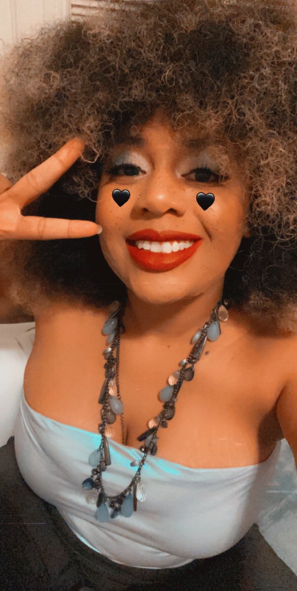 Queen_Domo97's tweet photo. Idky I don’t ever post on Twitter... #FrosForDynamite #afro #BTSDynamite #DynamiteBTS #BTS #BTSARMY https://t.co/lTgl9giwCe