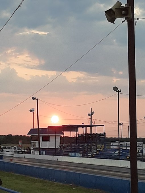 🥰🥰🥰 its about to smell like burnt rubber 💯 let's get these races started 💋 https://t.co/PnNU0cUSv6<a href="/tag/blonde"class="tags"><span>#blonde</span></a><a href="/tag/positivevibes"class="tags"><span>#positivevibes</span></a><a href="/tag/power"class="tags"><span>#power</span></a><a href="/tag/moday"class="tags"><span>#moday</span></a>