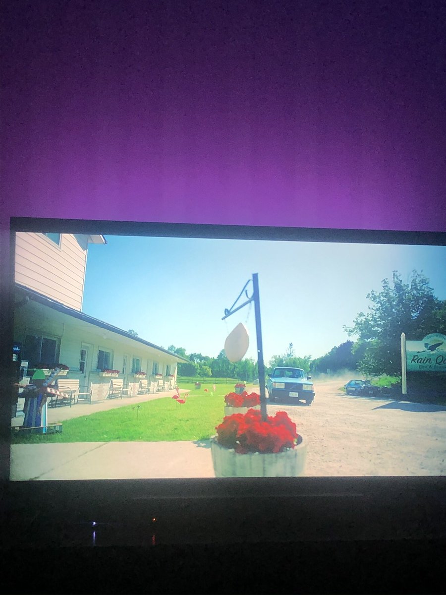 This episode of the #UmbrellaAcademy  used shooting locations from #Hannibal #Deadpool and #SchittsCreek ! What a walk through Canadian TV sets. The Rose Motel was the one that got me feeling things! <a href="/danjlevy/">dan levy</a> <a href="/Realeugenelevy/">Eugene Levy</a> @annefrances