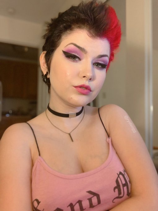 meet me in outer space 🪐✨ https://t.co/HXPEer45Fe<a href="/tag/mvsales"class="tags"><span>#mvsales</span></a>