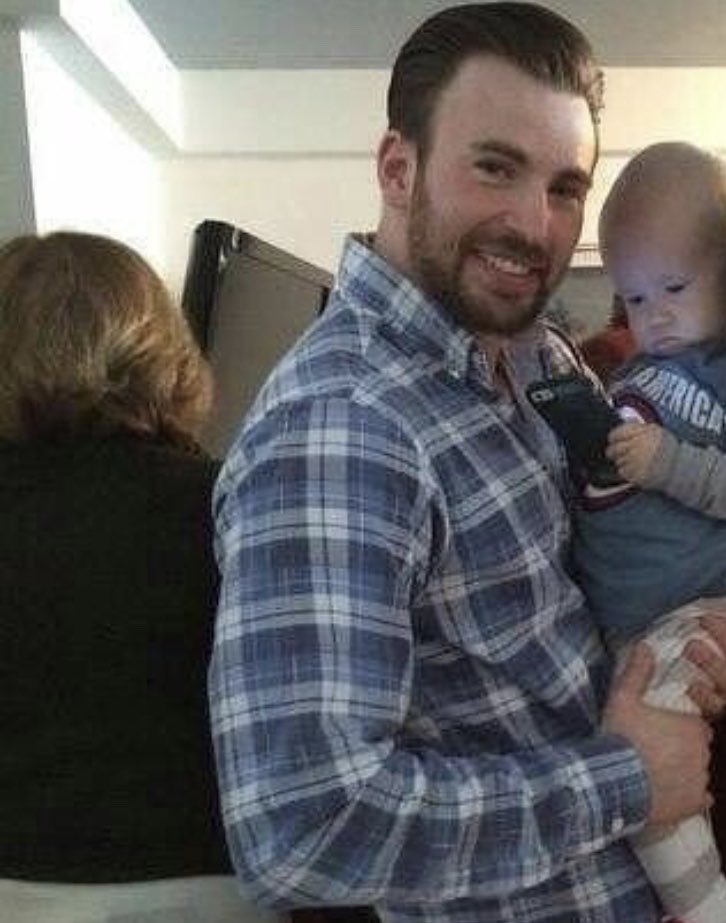 chris evans with children: a very necessary thread.