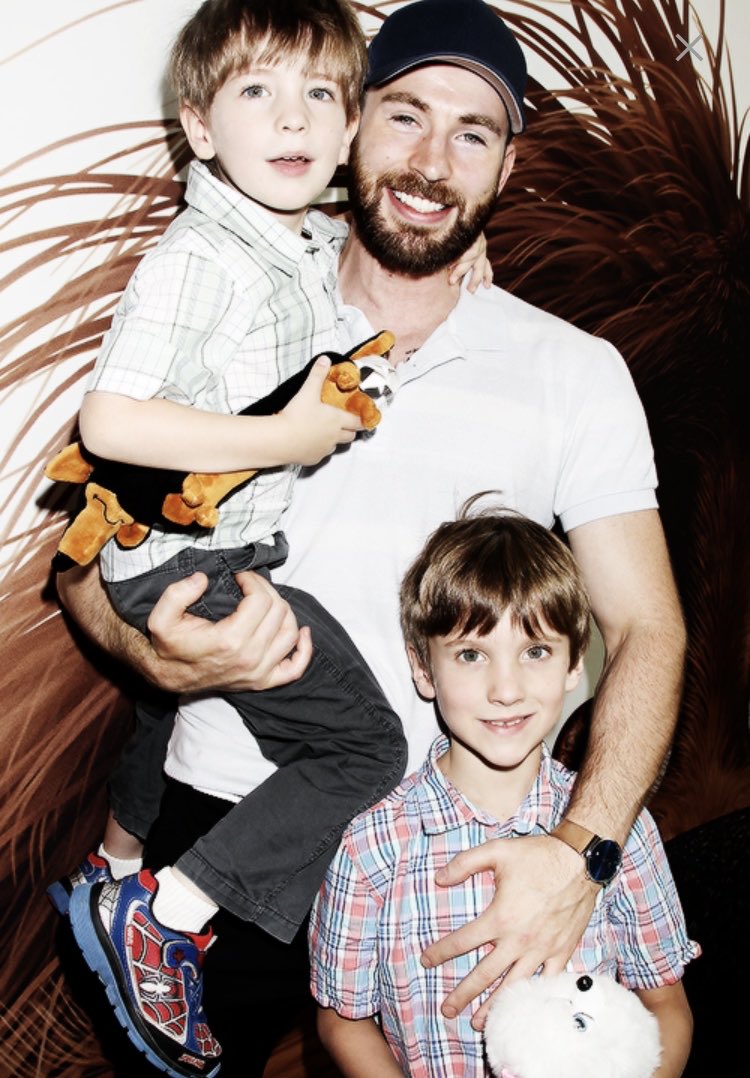 chris evans with children: a very necessary thread.