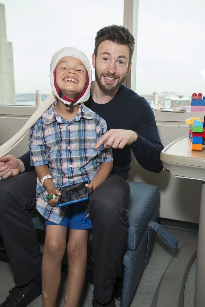 chris evans with children: a very necessary thread.