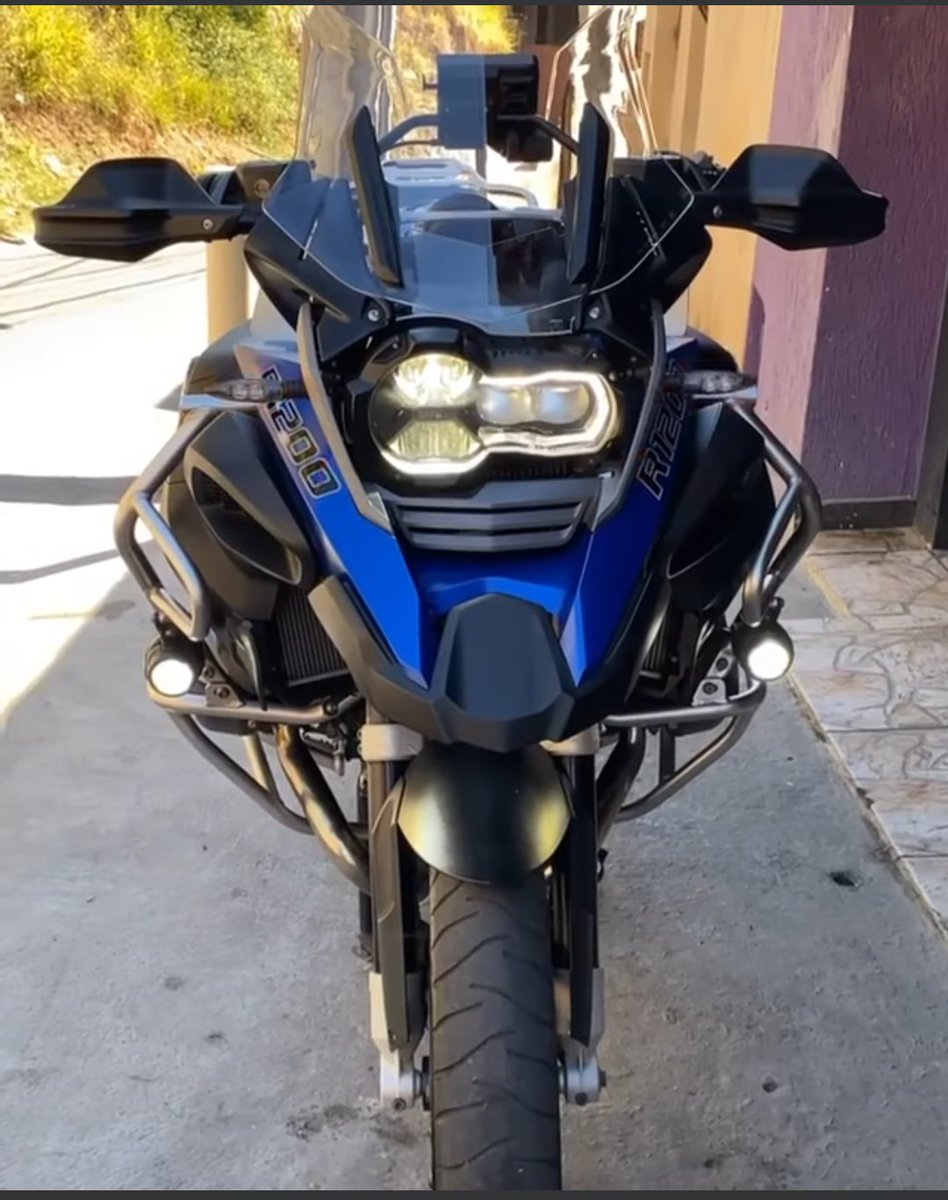 Gabriel60732189's tweet photo. Nem q eu entro na bíblia mais a R1200 vai chegar 🚀🙏😍 logo logo 🤤 https://t.co/52j3twa0p5
