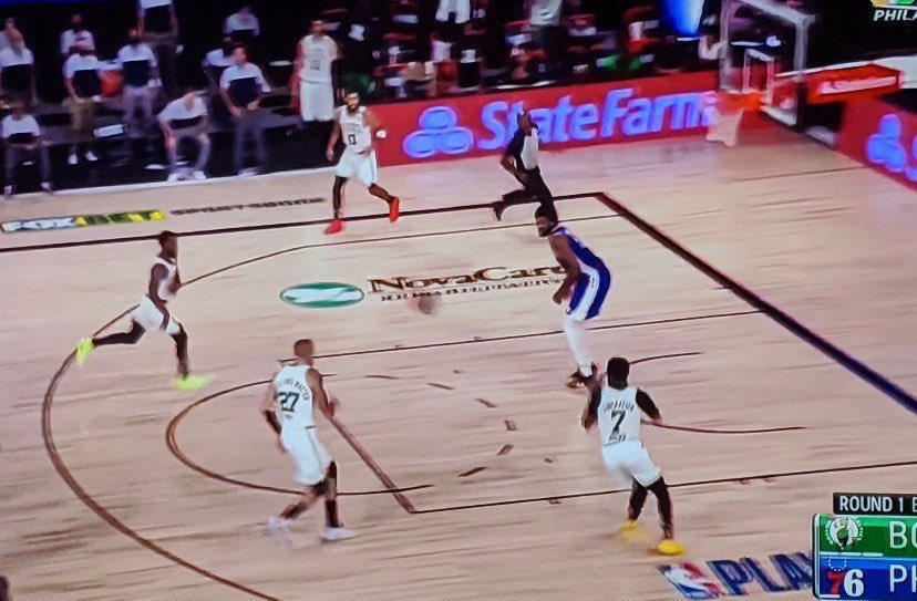 HoopsReference's tweet photo. The series summed up in one picture https://t.co/bLGZdhpe9i