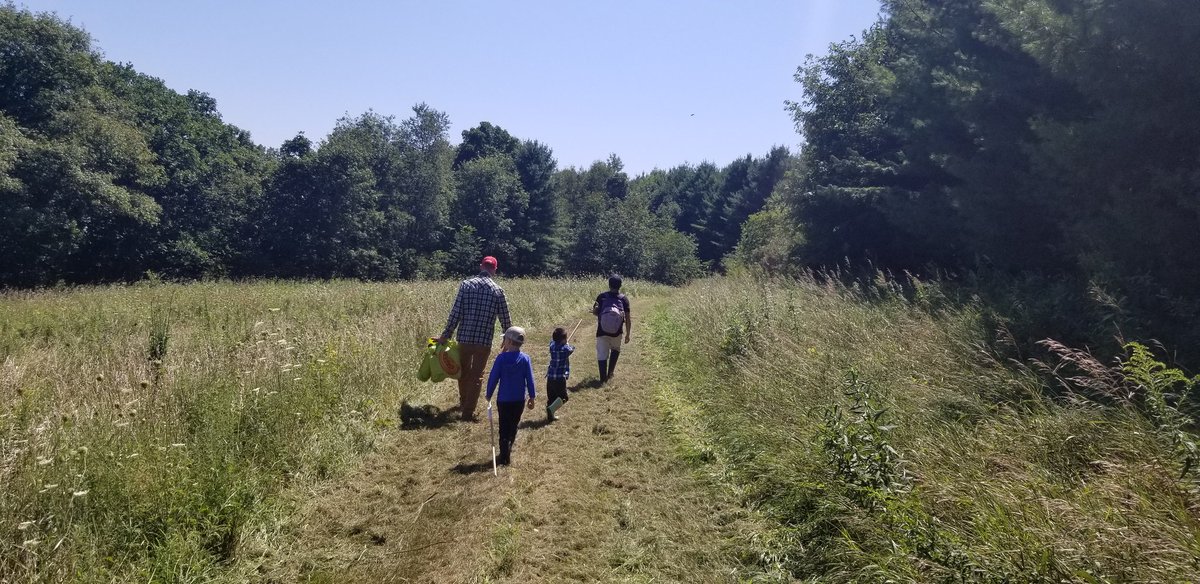 gmbron's tweet photo. #FieldWorkFriday. #COVID19 brings us some great little helpers. #Ticks #Entomology #Rodents  #ScienceDads @UWMadisonCALS https://t.co/GhiJAawT7A