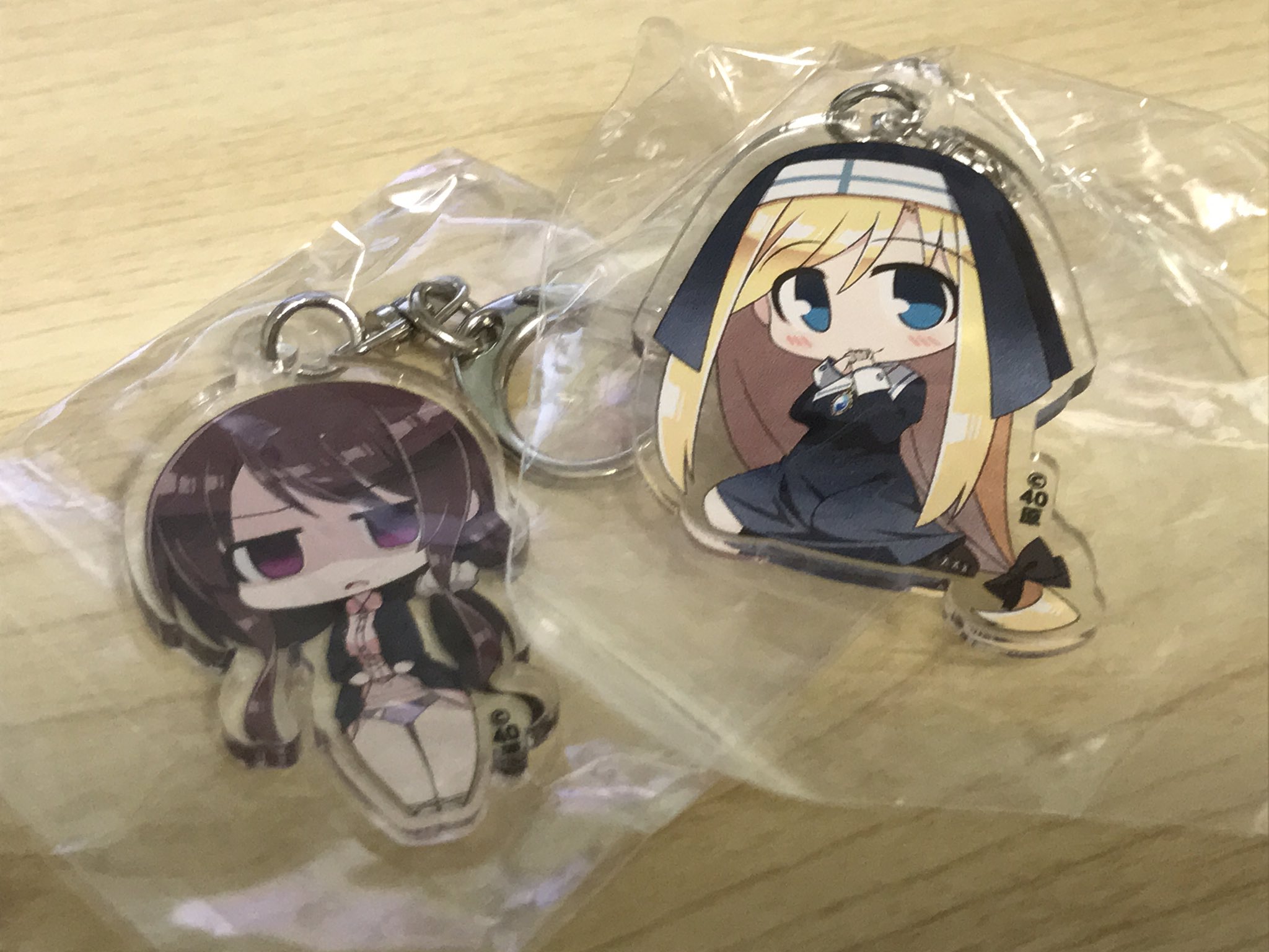 もりてぃ スカイチューブの嫌パン 伊東ちとせフィギュアも回収 土日で撮影してアップまで行こう あと嫌パン展で恒例のガチャもやりましたが 毎回ちとせさん出ないんですよね A 次こそは T Co Fn0yu3vos6 Twitter