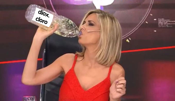 jorgealberto_a's tweet photo. Entre Viviana Canosa y el medico mühlberg no hay deferencia. Los dos son un falso antiviral para el COVID-19
Personas inocentes cayeron, alguien tiene que pagar. @canal9oficial #CanosaAsesina #CanosaPresa https://t.co/X1RNtnit1q