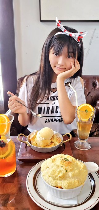 Twitterのコスプレ画像13