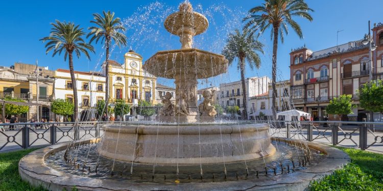 First up, the city we flew into and out of on our honeymoon, Merida, Mexico. It's a beautiful city with beautiful and very friendly people. We rented a Volkswagen bus and proceeded to drive in a big circle through the peninsula to visit the Mayan ruins.