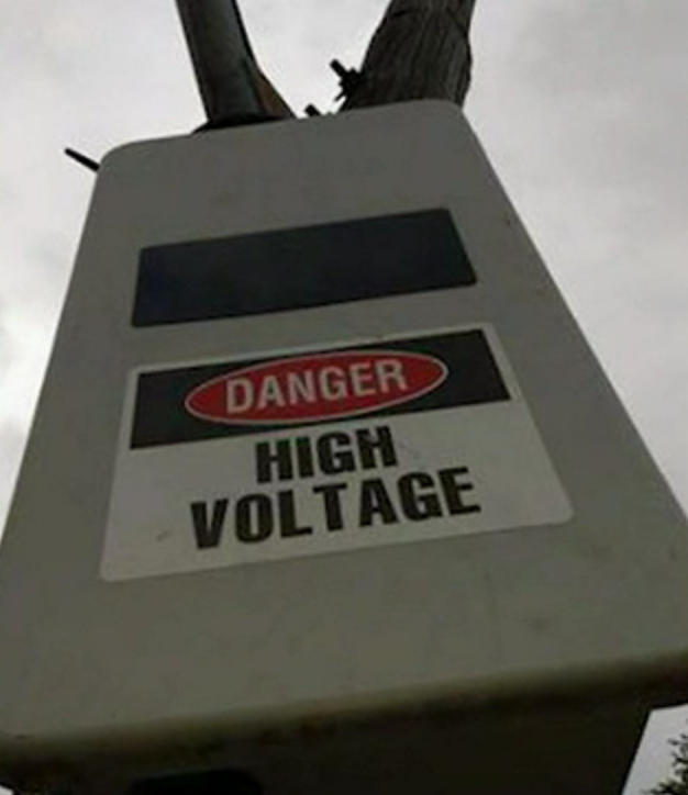 thugcrowd's tweet image. We've been hearing stories about supposed fake power boxes that mysteriously show up near the homes politically active people. In this thread, we will analyze current information about them, what they could be used for, and advice for a police-state-to-be regarding infra.