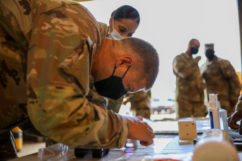 Soldiers with #TropicLightning @25thID Sustainment Brigade modernize maintenance by using Computer Aided 3D Printer Technology Design software to design components. #ArmyInnovation #Readiness #FreeandOpenIndoPacific.