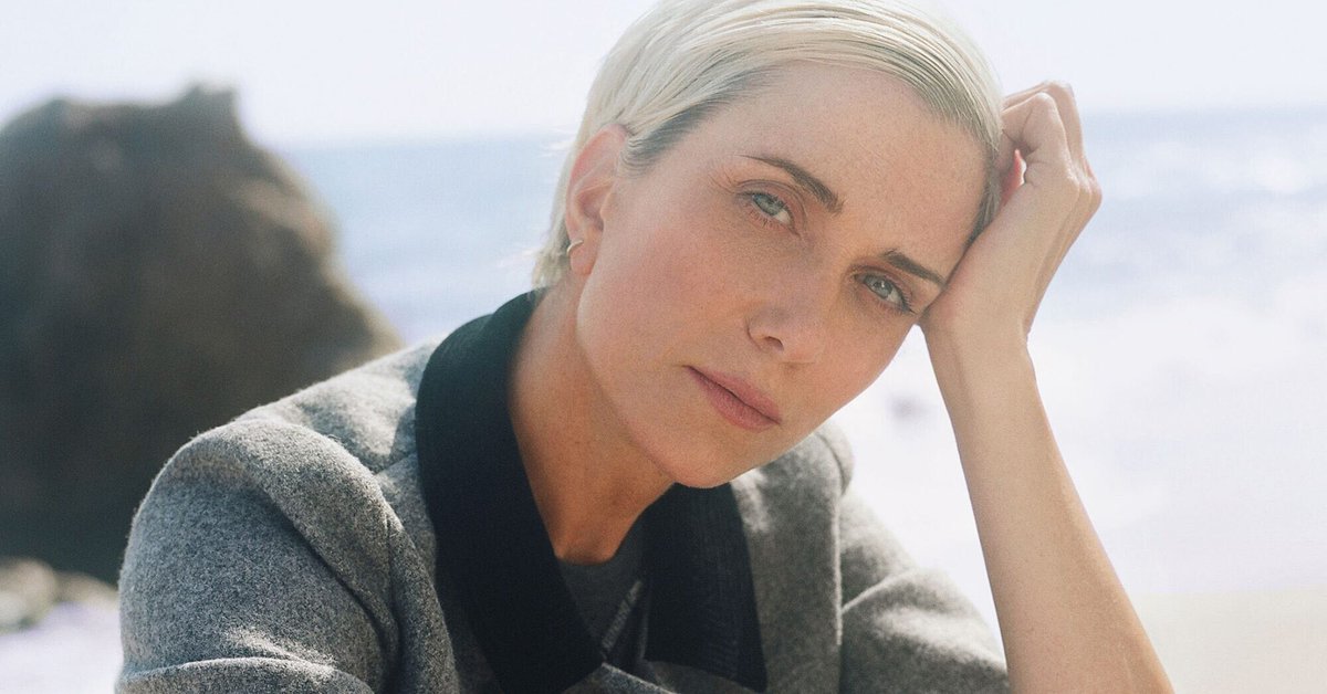 海外セレブの誕生日 8月22日 Happy Birthday Kristen クリステン ウィグ Kristenwiig 1973年生まれの47歳 代表作 オデッセイ の アニー モントローズ役 怪盗グルー シリーズの ミス ハッティー ルーシー ワイルド役