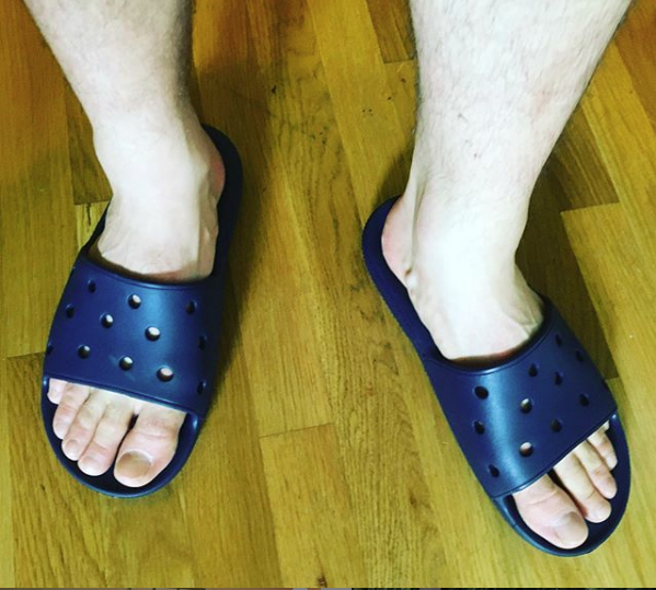 LogansRun's tweet image. Finally converted.
Don’t come at me with any of that puritanical closed toe clog shit.
I am who I am, respect my way of life.
#crocslife
#crocs