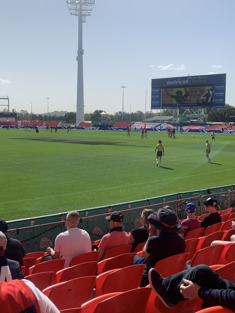 HeathLittle73's tweet photo. Let’s go boys Carn Dee’s #afldeesdogs #carndees https://t.co/x1kOKznp9Q