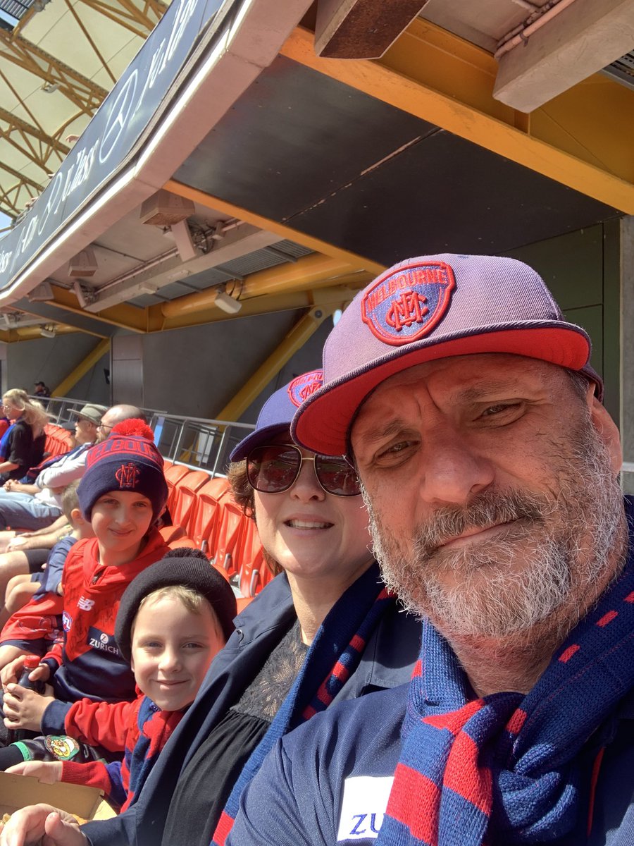 HeathLittle73's tweet photo. Let’s go boys Carn Dee’s #afldeesdogs #carndees https://t.co/x1kOKznp9Q