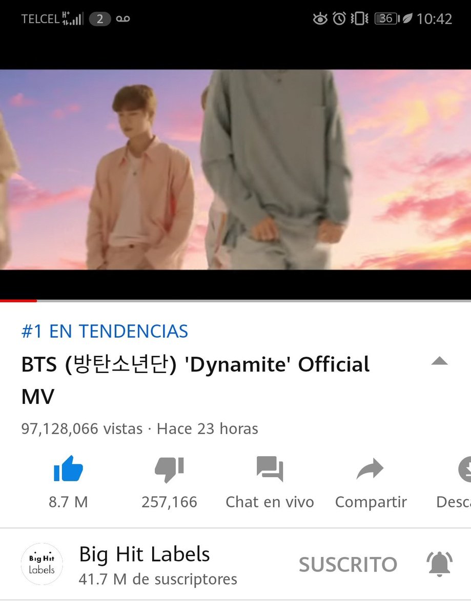 Sybelle_nym's tweet photo. 97 millones! podremos hacer 3 millones en 20 min! yo digo que si vamos Army
#DynamiteBTS
#DynamiteTo80M @BTS_twt https://t.co/5tOfA0SRJH