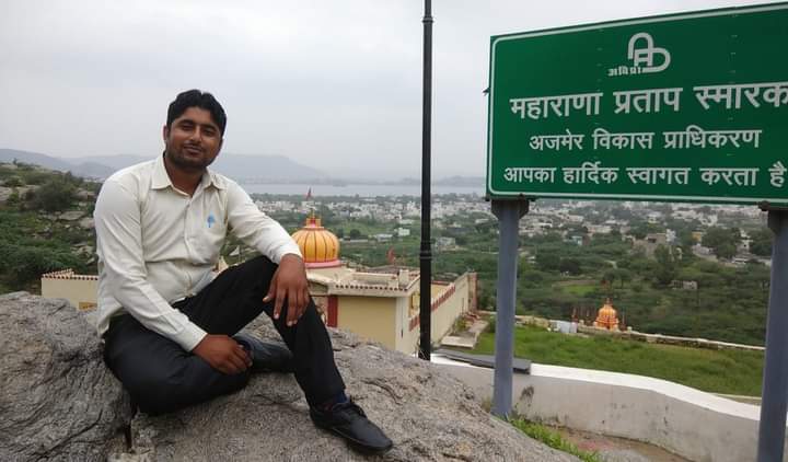 omesh_solanki's tweet photo. "बीते हुए कल को नहीं बदला जा सकता,
लेकिन भविष्य आपके हाथ में हैं।"
🔥🎯☝️🦅💎
@omesh_solanki
❤
Go To Link In Bio &amp; Fill Up The Form✔️
#businessowners #entrepreneurs #Successfull #millionaire #dlfentrepreneurs #teamjbr   #Network #Power #positivelife  #enjoying #Lifestyles https://t.co/3Z8BhE3deL
