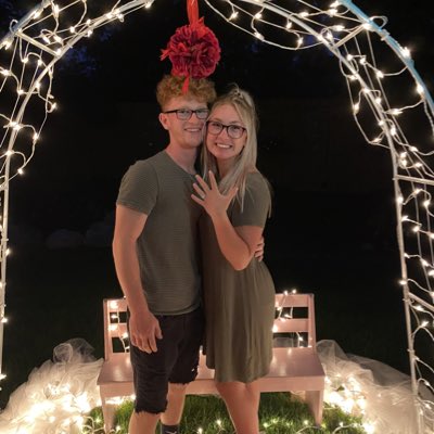 _hannahdevine21's tweet photo. I said YES #NewProfilePic https://t.co/QCcRsKOXUP