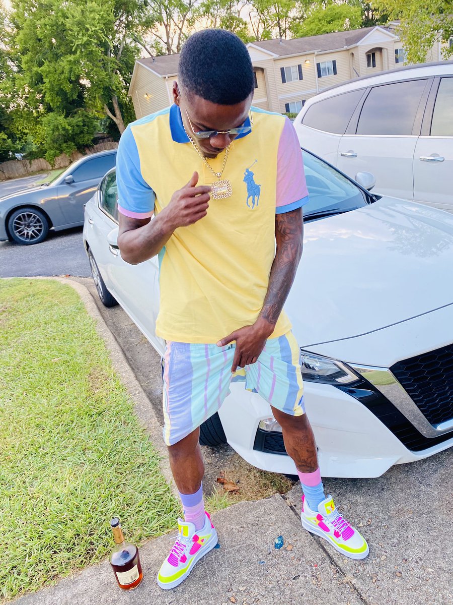 GlOCK3800's tweet photo. Putting That Shit On The Whole August 🆑🥱💰, LongLiveDraco4L This Shit For You 🇦🇫🦍🙇🏾‍♂️ #GLOCKWORLD🌹🌎 #LLLTrav4L https://t.co/eLx0p0WUg2