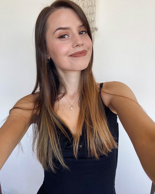 TW Pornstars - Jamie Young. The most retweeted pictures and videos for