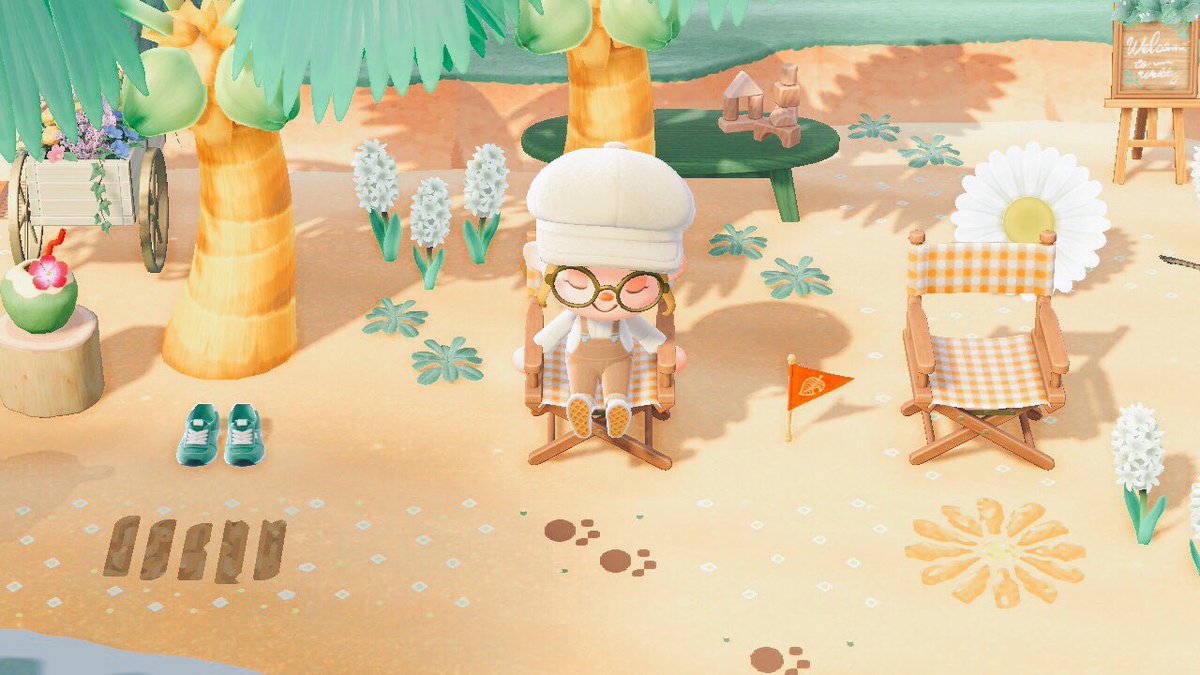 マイル交換で貰える旗がお気に入り✦ฺ

手で持ってても可愛いんだけど、飾ると旗が風になびいて凄く素敵だった✨

旗用に浜辺整備したらビーチフラッグ会場できそう🙂笑

あと雑垢作りました⇢ <a href="/cannele616plus/">ムジ❂Ridill</a> 
相互さんで雑垢ある方よかったら☻♡"