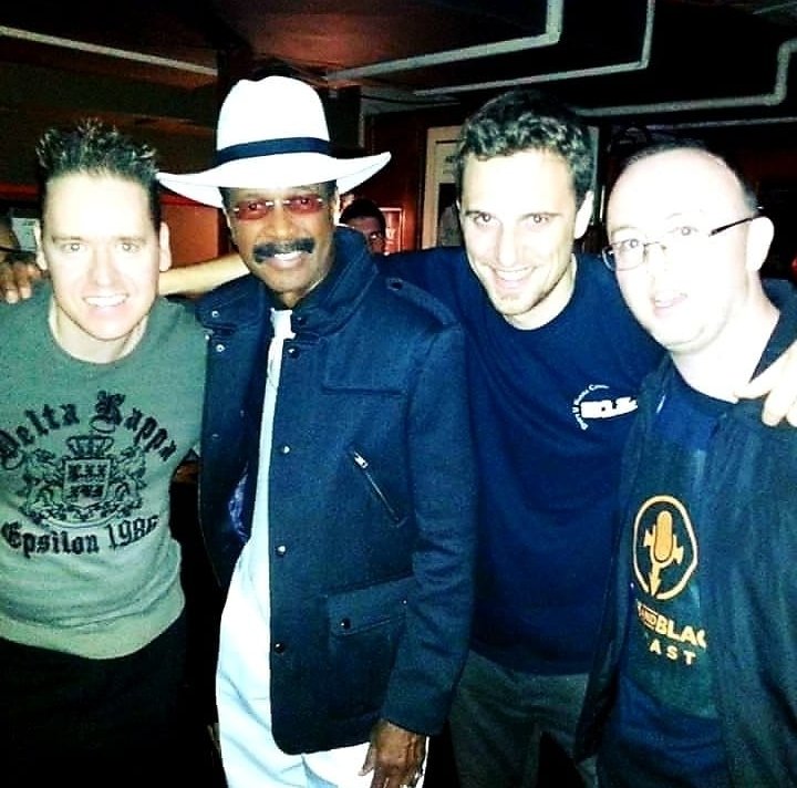 peach_and_black's tweet photo. Not that we celebrate birthdays or anything.. Hi Larry! #LarryGraham #GCS2000 #grahamcentralstation @GrahamLarry https://t.co/nvox9Xr4aG