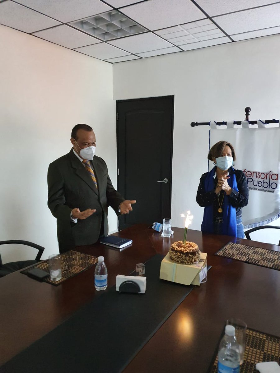 CocodeMaribel's tweet photo. ¡FELIZ CUMPLEAÑOS! Para mi gran amigo Luis Carlos Cabezas. Te deseo que en tu cumpleaños Dios te bendiga y que te siga dando muchos años más de vida, muchas felicidades. https://t.co/sCWuQ0SuDu