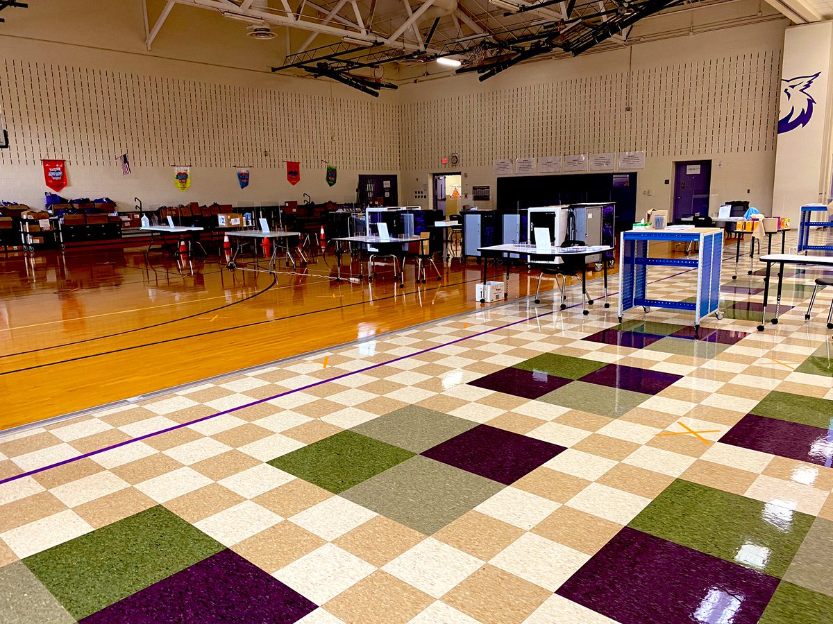 MillionAnedra's tweet photo. Equity rising! Our students will receive their own computer beginning next week! This has been in the works since 2017 when @MCSDSuper began with Middie Modernization! Operation ready to go!! ๐ป#noHomeworkGap https://t.co/s4nQf9gsxH