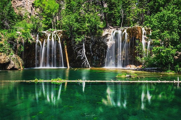 tracethetrail's tweet photo. Hanging Lake / Glenwood Springs, Colorado, USA

Photo Credit: Tomas Hoste / IG: tomashoste

Photo Coordinates: 39.6013709,-107.1939658

Getting There: https://t.co/bb6wyKbuJ3

#hanginglake #glenwoodsprings #colorado #waterfall #lake #landscape #visitcolorado #earthporn #hike https://t.co/gRACZwAlVg