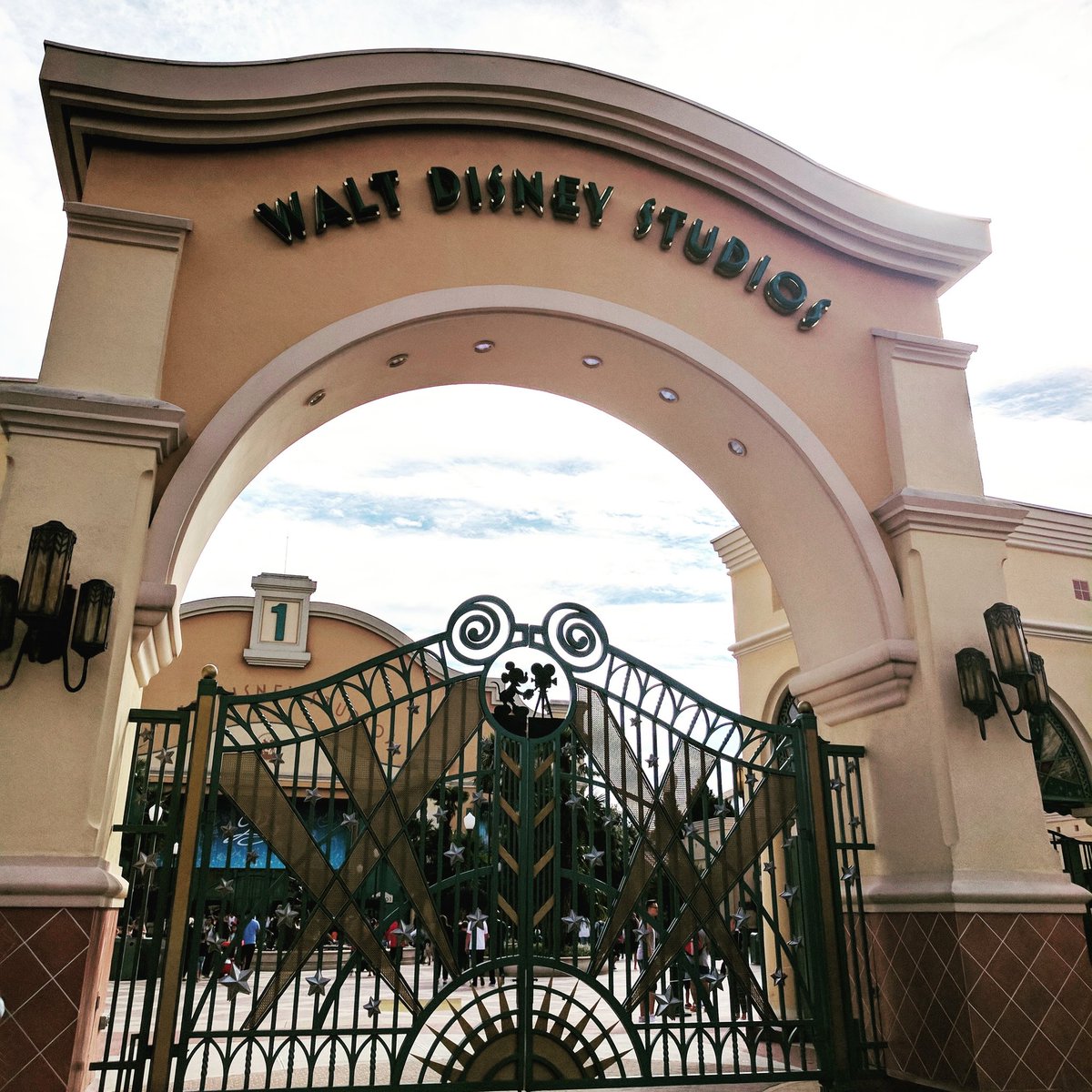 EmilyLTrinkets's tweet photo. Walt Disney Studios in Paris ❤️ who else has been? What did you think?

#waltdisneystudios #waltdisneystudiospark #waltdisneystudio #waltdisneystudiosparis #disneylandfrance #disneylandparis #eurodisney #disneyparis #disneypark #disneyofinstagram #disneystudios #disneyland https://t.co/4v52FtSTPi