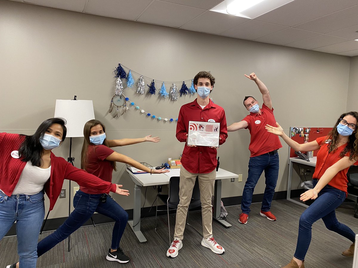 red_and_khaki's tweet photo. Congratulations Catherine, Katie, Matthew, and Aishwarya on such a successful summer!! 🤩🥳
It has been a joy to watch you learn and grow your leadership skills!! 
#TGTinterns #TargetInterns 
#worksomewhereyoulove
@AlexTor131 @evelyndeK @MMas315 @YetseniaEshoo @GregPare1 https://t.co/fx3AeD6n1c