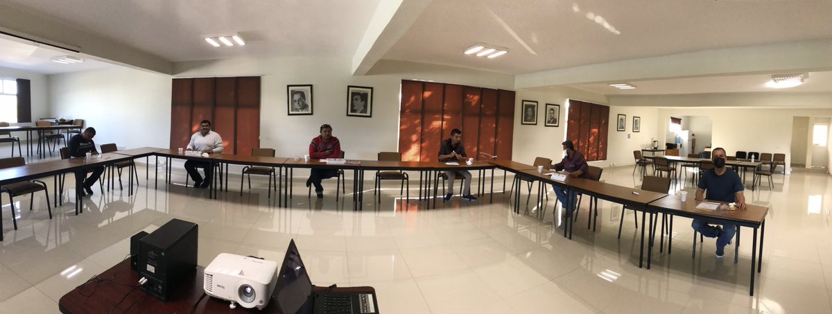 RogerCastilloR's tweet photo. Instituto de Educación Obrera-FIDTH @CTM_Coahuila curso “Negociación de Contrato Colectivo de Trabajo” #Holcim #Zemer #MitchelPlastics compromiso compartido, desarrollo integral y cuidando la sana distancia #SindicalismoResponsable®️ @tereso_medina @ARTURODAVILA1 @RichovazquezP https://t.co/j6hiKlGNod