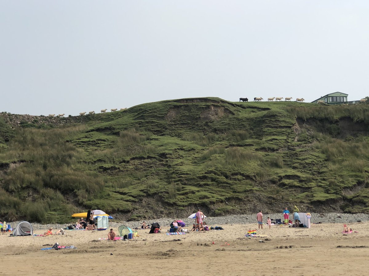 Day 14 #AHPsActive #WeActiveChallenge <a href="/WeAHPs/">WeAHPs 💙</a> Jumping over the waves on not one but two beaches in one day #welovewales