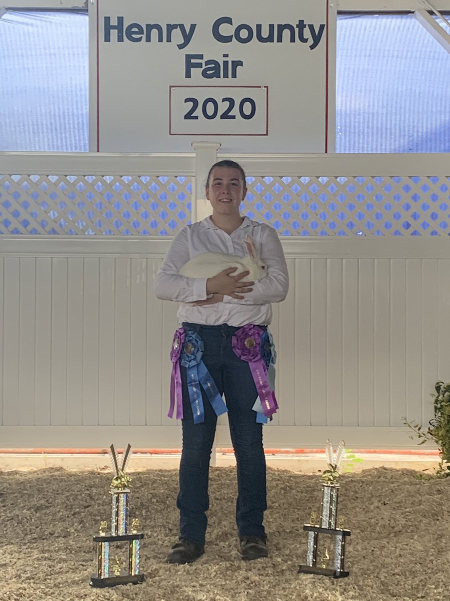 Joe_Pennington4's tweet photo. Aubrey had a great day at the Henry County Fair. Grand Champion Class 6 with New Zealand buck. 1st and 2nd place New Zealand breeding rabbits. Overall Grand Champion Doe & Litter. #JrFair #HenryCountyFair #4H https://t.co/wUVzK6xk2i