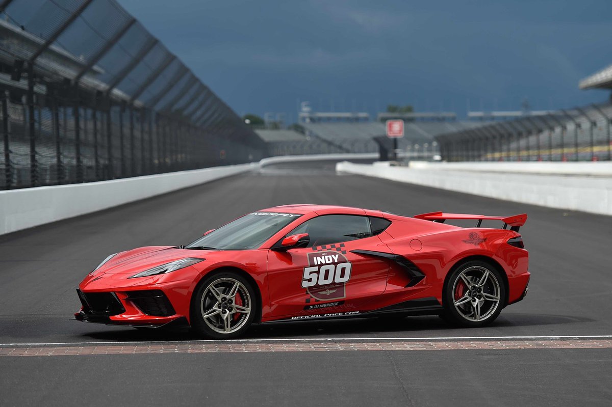 DougSmithChevy's tweet image. The 2020 Corvette Stingray will be the pace car for the #Indy500 this year!