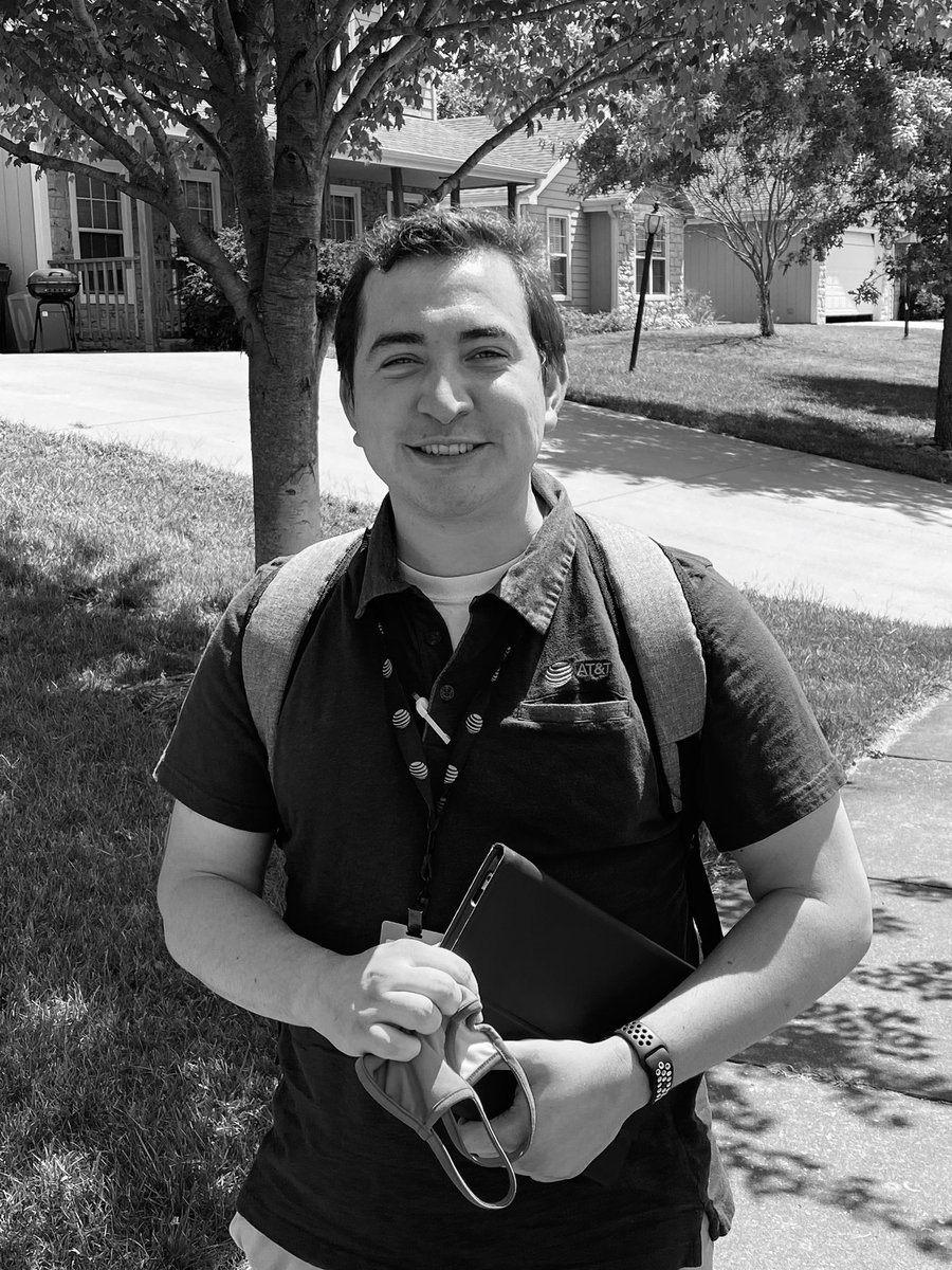 KCKingdom6's tweet photo. Spotlight of the week! Jake knows customer service is black & white, and treats his customers like royalty! That royalty treatment is what helped him close down 30 business lines! And thanks for the assist @AP1470_ #KCRoyalty #BizFirst #Spotlight #IHX #Partnerships https://t.co/HLnSJOM2pj