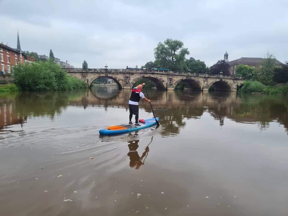 MidCheshireSUP's tweet photo. Great day paddling and planning for #MCSUP members to enjoy the #RiverSevern #Shrewsbury beautiful scenery surrounding the town @bri_cads #LifesForLiving https://t.co/5SindaiMo6