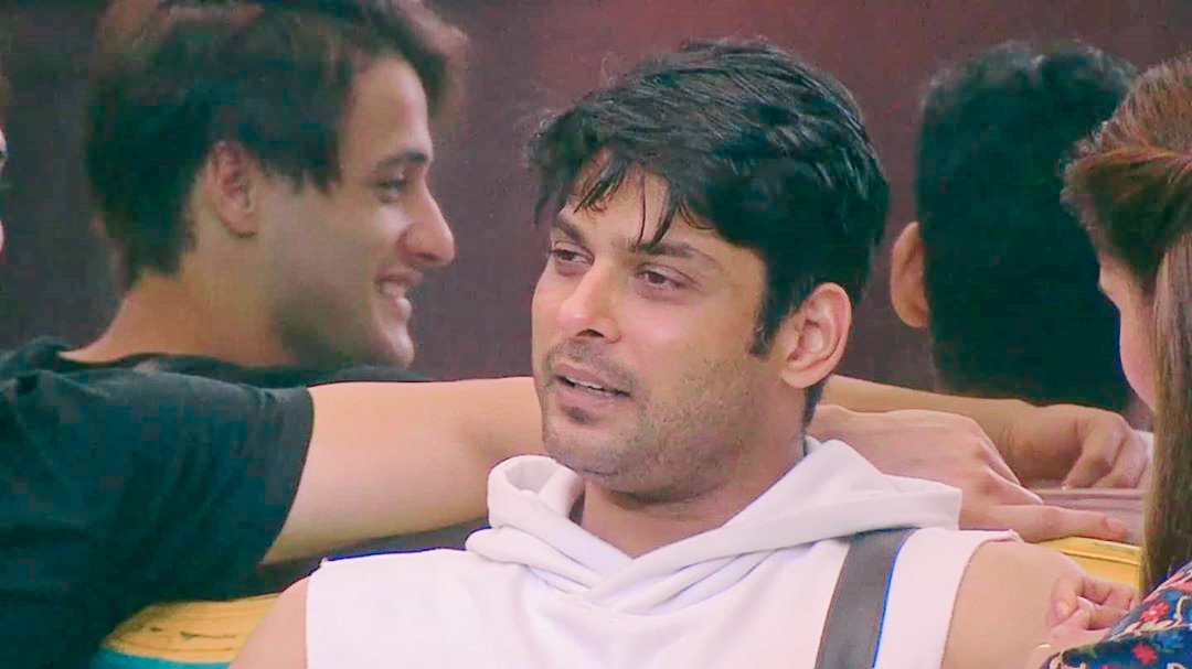 𝑺𝒊𝒅𝒉𝒂𝒓𝒕𝒉 : 𝑨 𝑺𝒐𝒍𝒊𝒅 𝑪𝒉𝒊𝒍𝒅To Give A Final And The Last Push To His Career A Shining Star Of Indian Television Came To the House of Bigg Boss. Unlike Dreamy n Loving Shehnaaz. Sid's path were very much away from finding Love , just came to show What SIDHARTH IS.