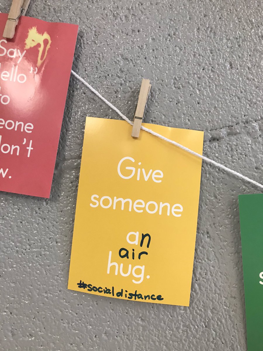 JCCLC2's tweet photo. This may be a little challenging but we can still spread kindness. The adults in the building need love, too! If you can be anything right now - Be Kind! @JCCLC2 @JCCLCPrincipal @MrsPSDavis #JefcoedStrongerTogether #wehelpeachother #bekind #heisreallysmiling https://t.co/PFdjEwDpSo