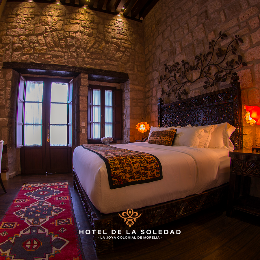 Vive una experiencia extraordinaria en comodidad y confort. Nuestras habitaciones cuentan con todas las amenidades necesarias para que tu estancia sea inolvidable. Somos #MásQueUnHotel