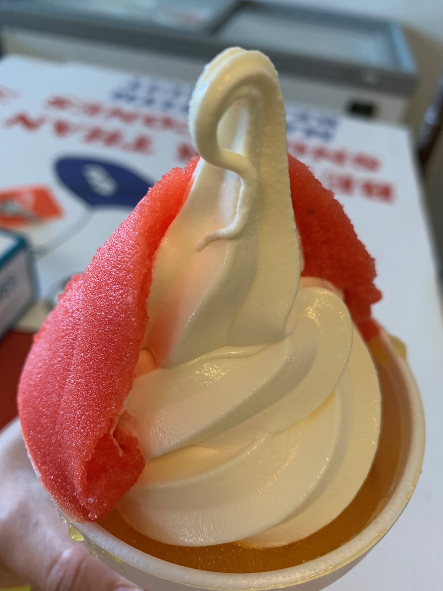 jimjimswaterice's tweet image. What’s your fave Dreamsicle Combo? How about Strawberry+Mango+Vanilla🍦 [WE’RE OPEN DAILY 12-8pm) #jimjims #waterice #beattexasheat #austinsnowcones #phillywaterice