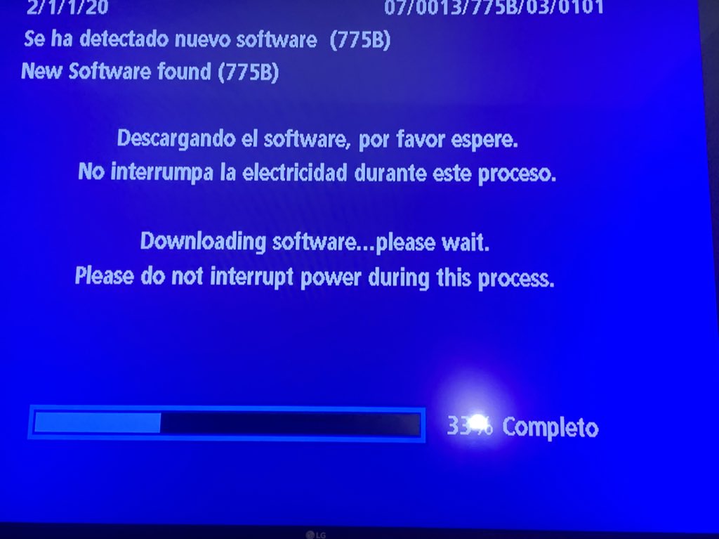 diginota's tweet photo. Si le sale en su deco  Directv,
software instalado! Y no lo carga. 
Siga estos pasos.
Haga reset sea por menu o por el botón rojo.
 Este pendiente justo al salir la pantalla azul.
Apunte bien el control de Directv 
Y presione las teclas:
 0 2 4 6 8 (rápido) Y se instalará el SO https://t.co/lEuAlb2P6j