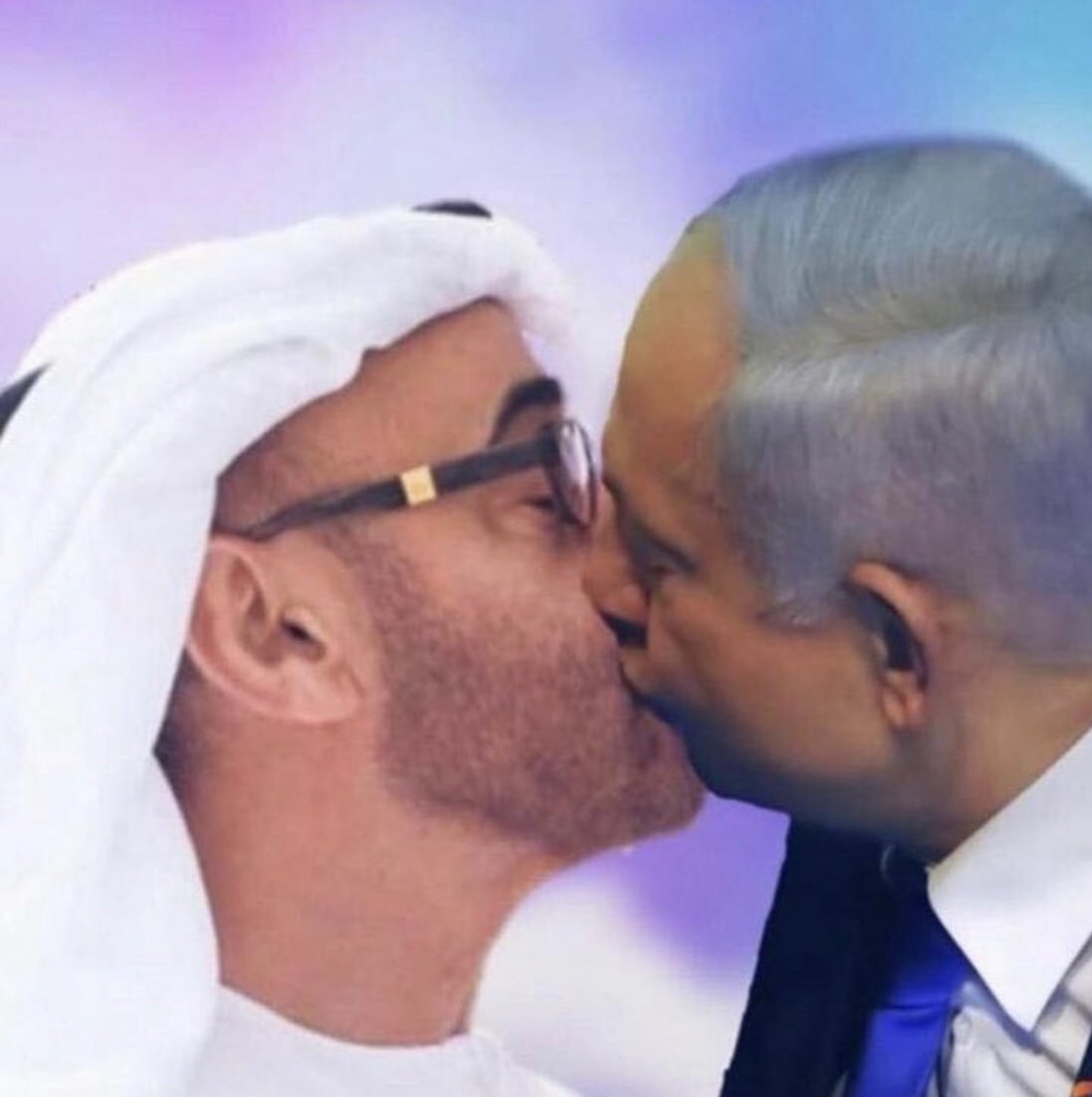 عليكم باالعافيه منهم المال ومنكم لعيال مبروك التطبيع